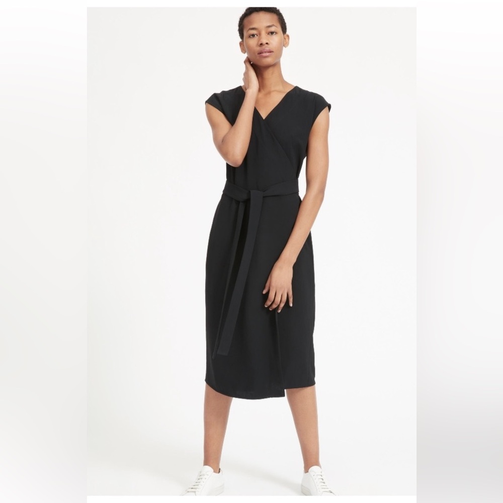Everlane Japanese GoWeave Short Sleeve Wrap Dress Size 12 Black EUC